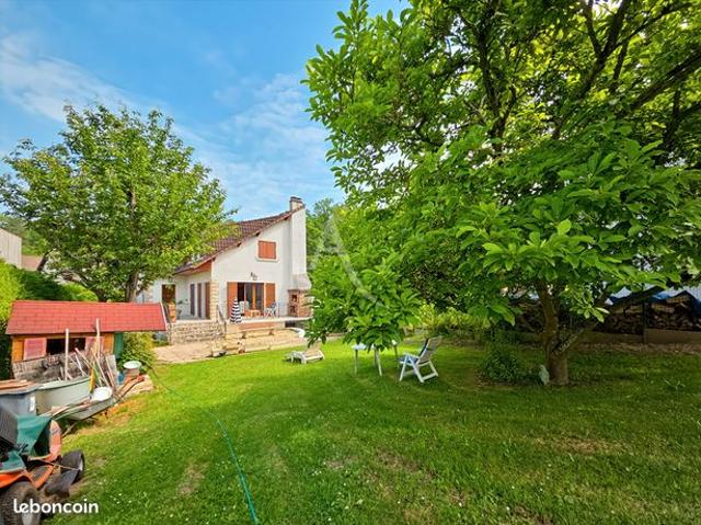 Maison 6 pièces 179 m²