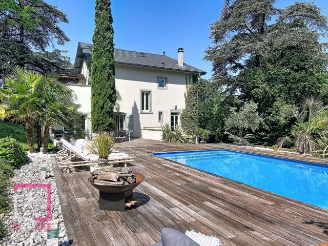 Maison 6 pièces 179 m²