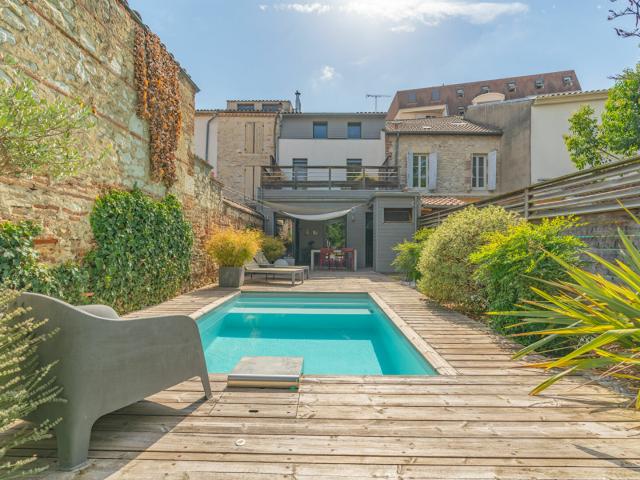 Maison 6 pièces 179 m²