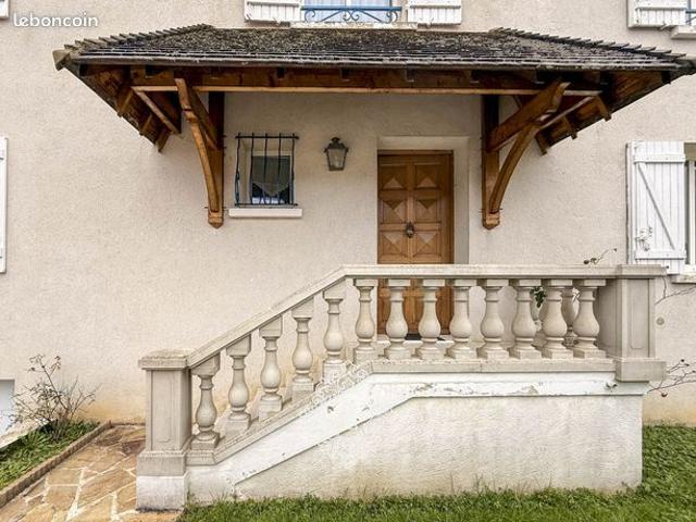 Maison 6 pièces 170 m²