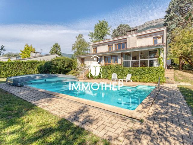 Maison 6 pièces 170 m²