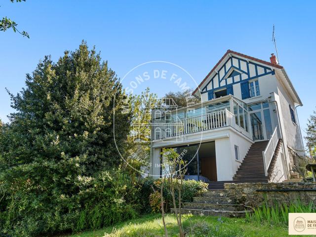 Maison 6 pièces 170 m²