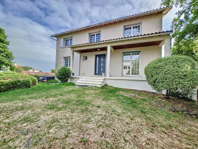 Maison 6 pièces 170 m²
