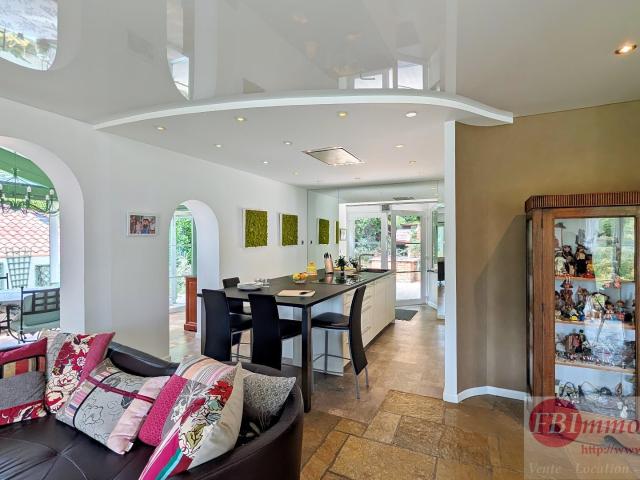 Maison 6 pièces 170 m²
