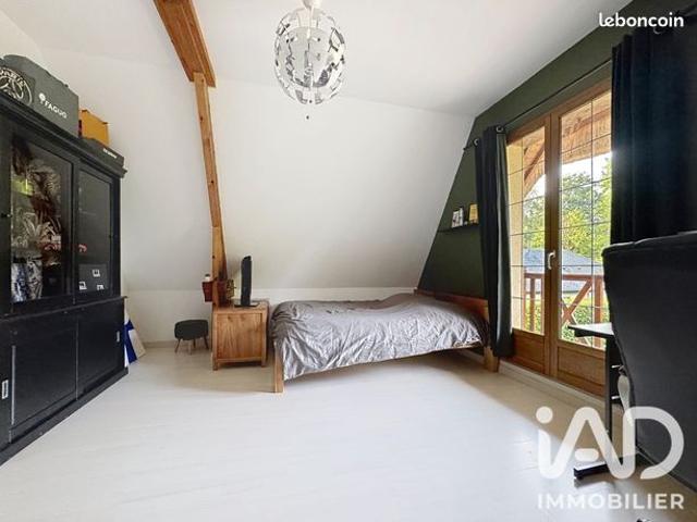 Maison 7 pièces 170 m²