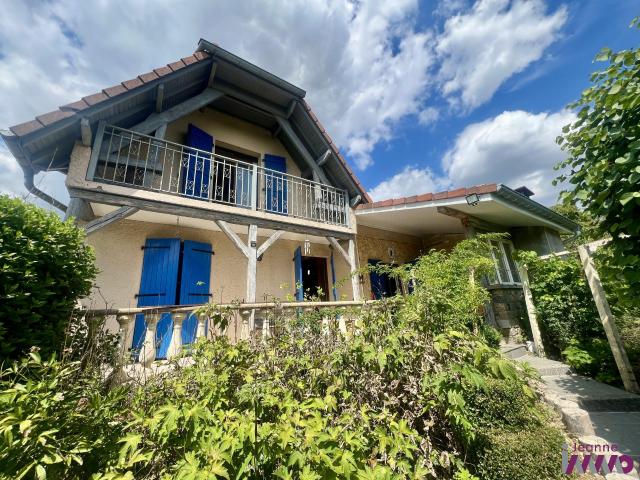 Maison 6 pièces 135 m²