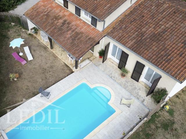 Maison 6 pièces 170 m²