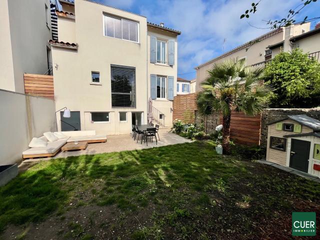 Maison 6 pièces 171 m²