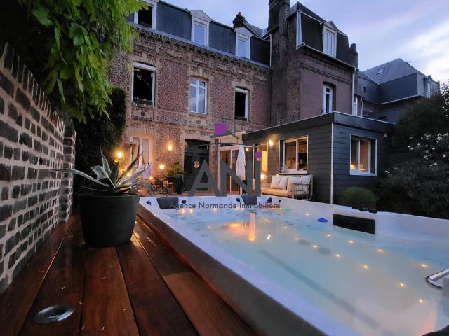 Maison 6 pièces 171 m²
