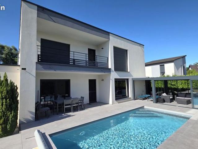 Maison 6 pièces 171 m²