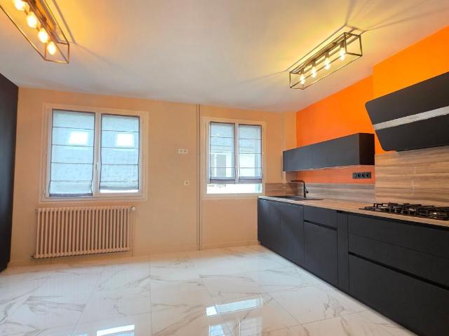 Maison 6 pièces 171 m²