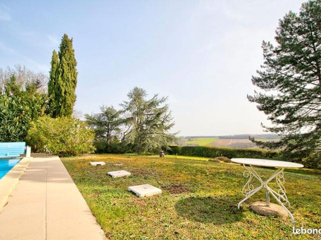 Maison 6 pièces 171 m²