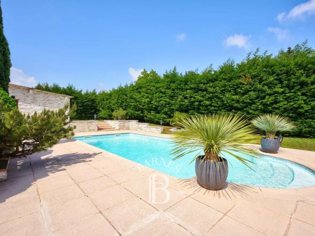 Maison 5 pièces 172 m²