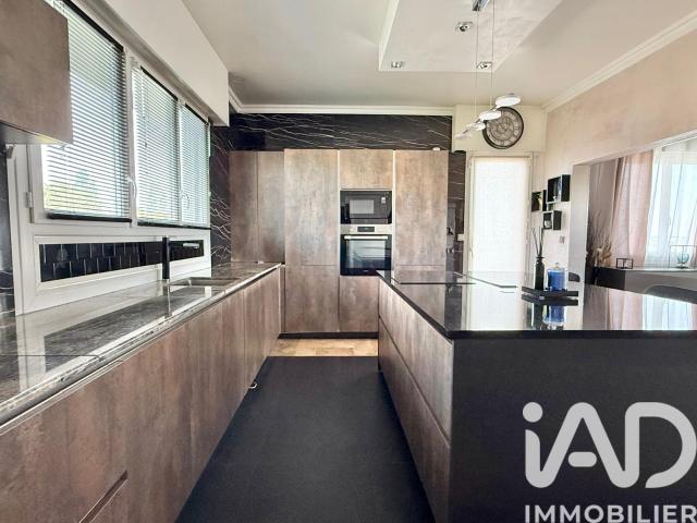 Maison 6 pièces 172 m²