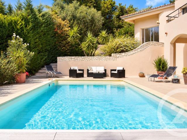Maison 6 pièces 163 m²