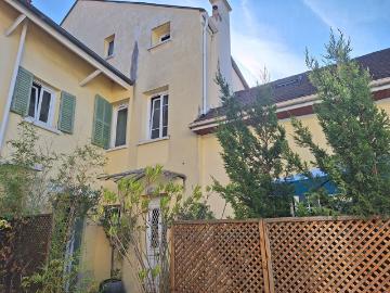 Maison 6 pièces 184 m²