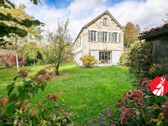 Maison 6 pièces 184 m²