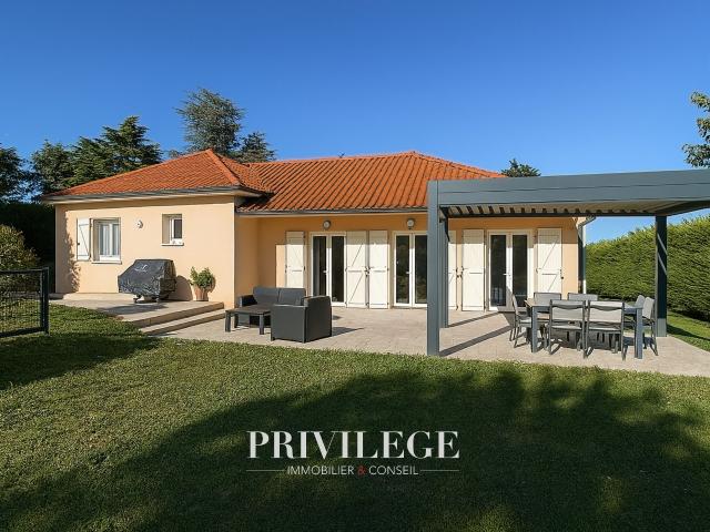 Maison 6 pièces 184 m²