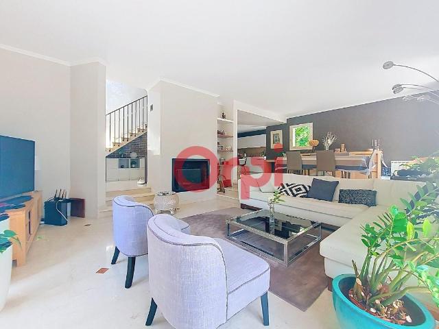 Maison 6 pièces 184 m²