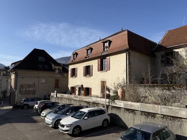 Maison 6 pièces 184 m²