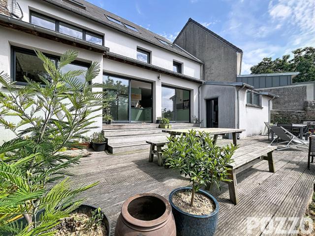 Maison 6 pièces 184 m²