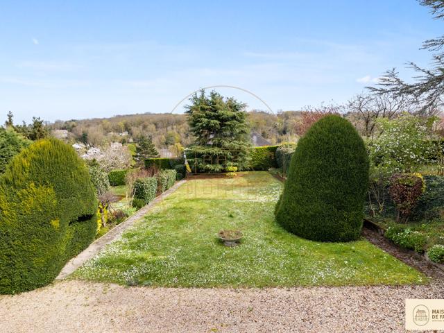 Maison 6 pièces 184 m²