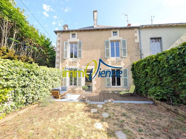 Maison 6 pièces 184 m²