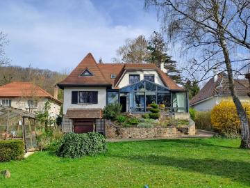 Maison 6 pièces 185 m²
