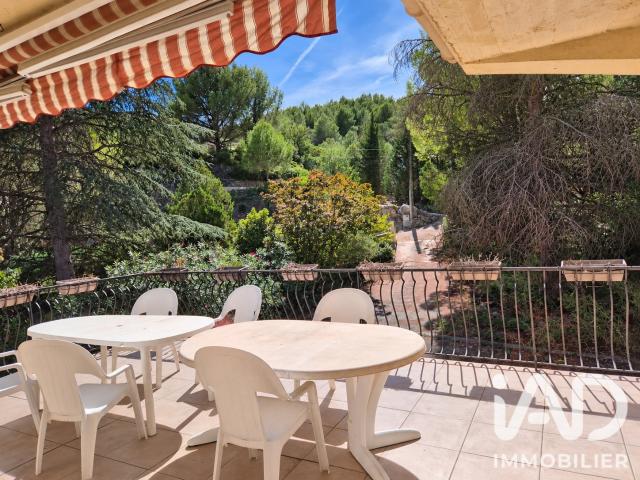Maison 6 pièces 185 m²
