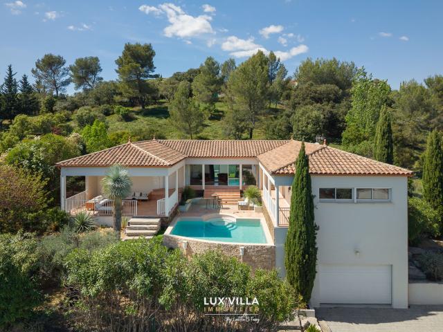 Maison 6 pièces 185 m²