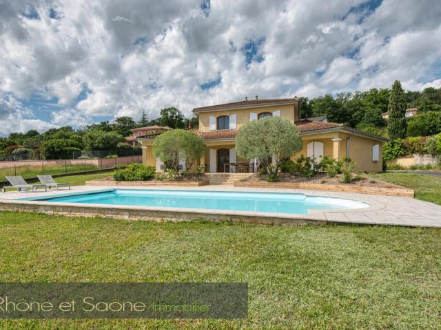 Maison 6 pièces 185 m²