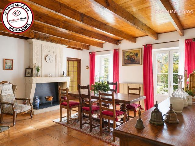 Maison 6 pièces 185 m²