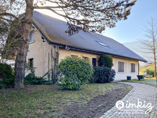 Maison 6 pièces 185 m²
