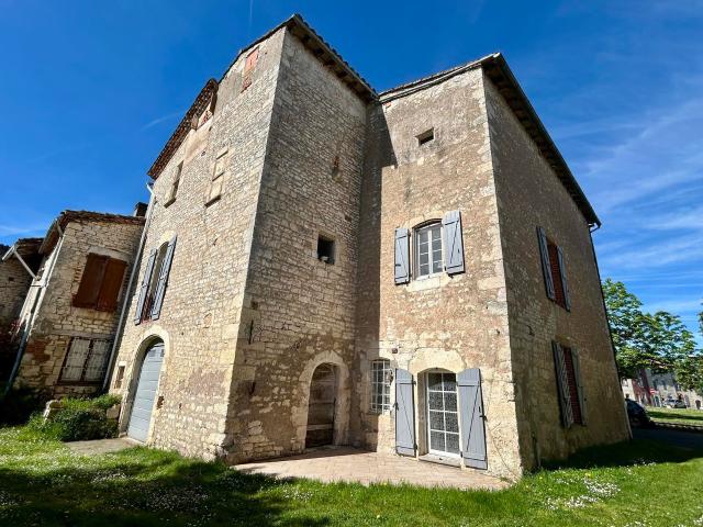 Maison 6 pièces 185 m²