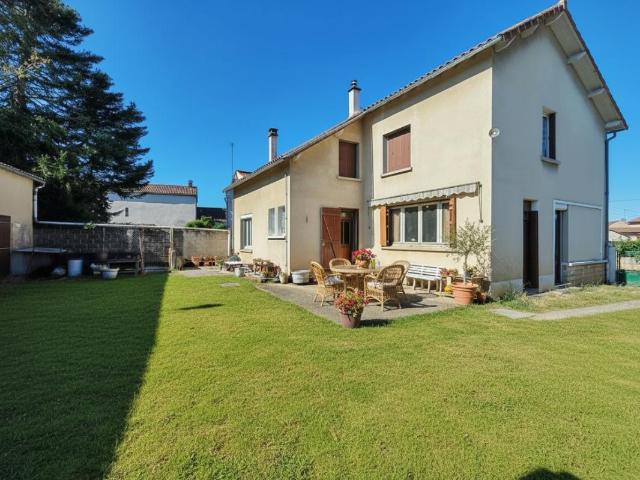 Maison 6 pièces 185 m²