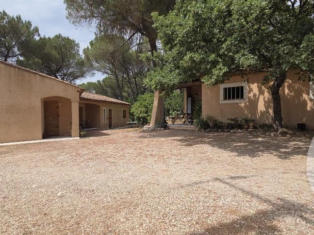 Maison 6 pièces 185 m²