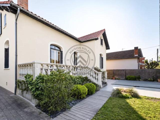 Maison 6 pièces 185 m²