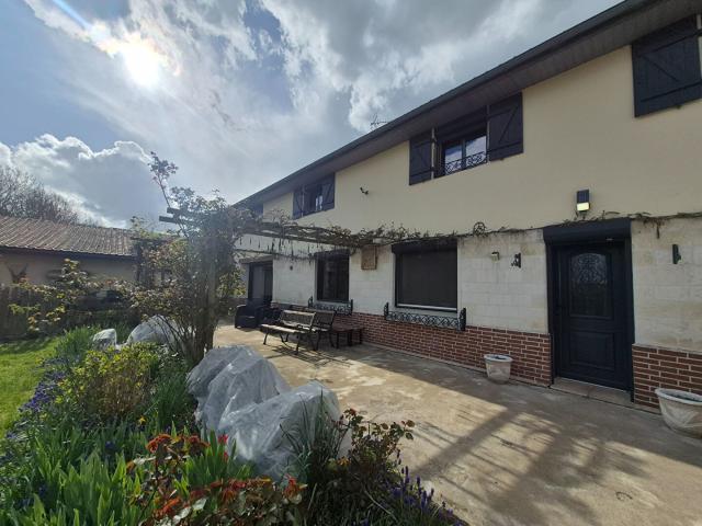 Maison 6 pièces 185 m²