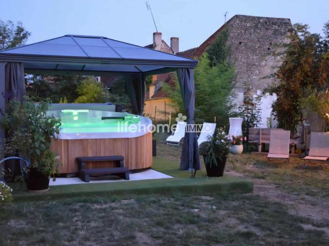 Maison 6 pièces 185 m²