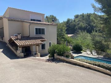 Maison 6 pièces 185 m²