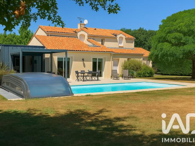 Maison 6 pièces 185 m²