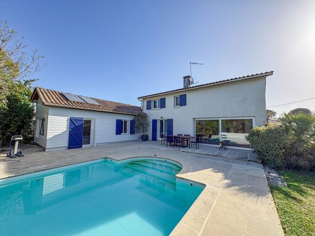 Maison 6 pièces 186 m²