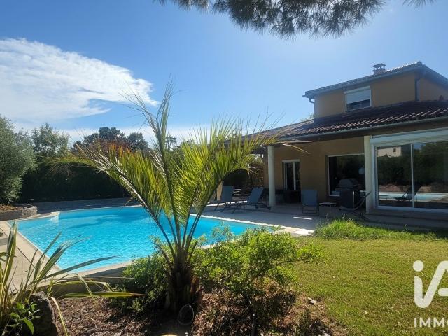 Maison 6 pièces 186 m²