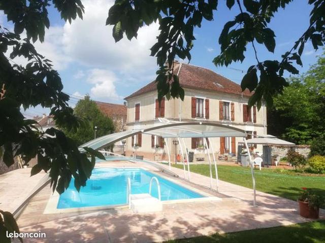 Maison 6 pièces 186 m²