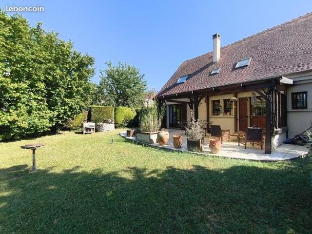 Maison 6 pièces 186 m²