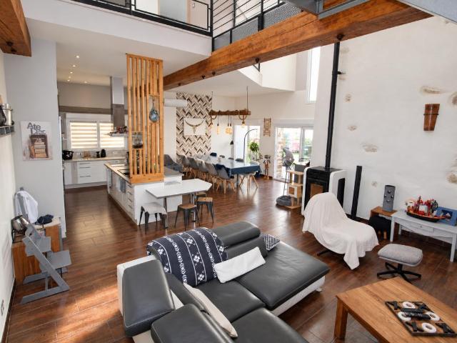 Maison 6 pièces 186 m²