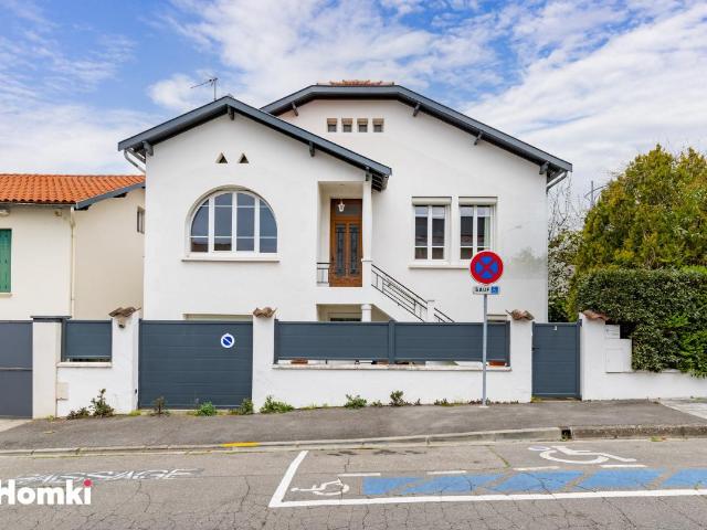 Maison 6 pièces 186 m²