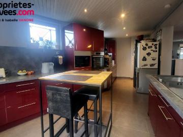 Maison 6 pièces 186 m²