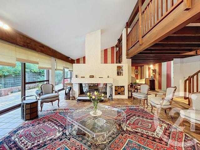 Maison 6 pièces 187 m²