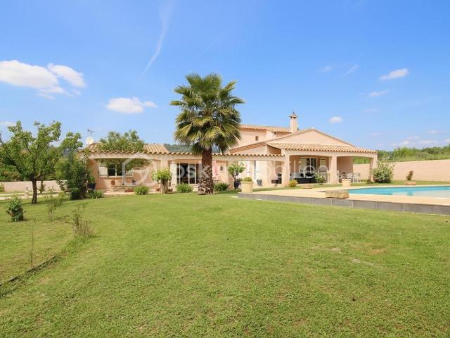 Maison 6 pièces 187 m²